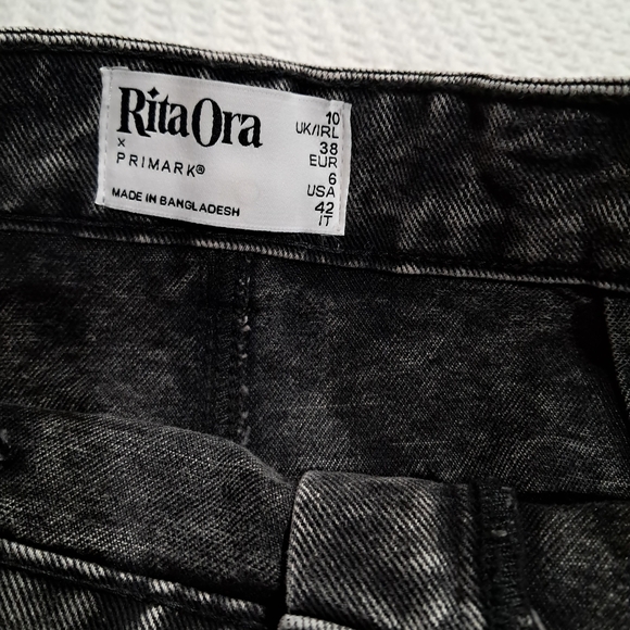 NWT Rita Ora x Primark Washed Black Denim Mini Skirt - Size 6 - Picture 4 of 15
